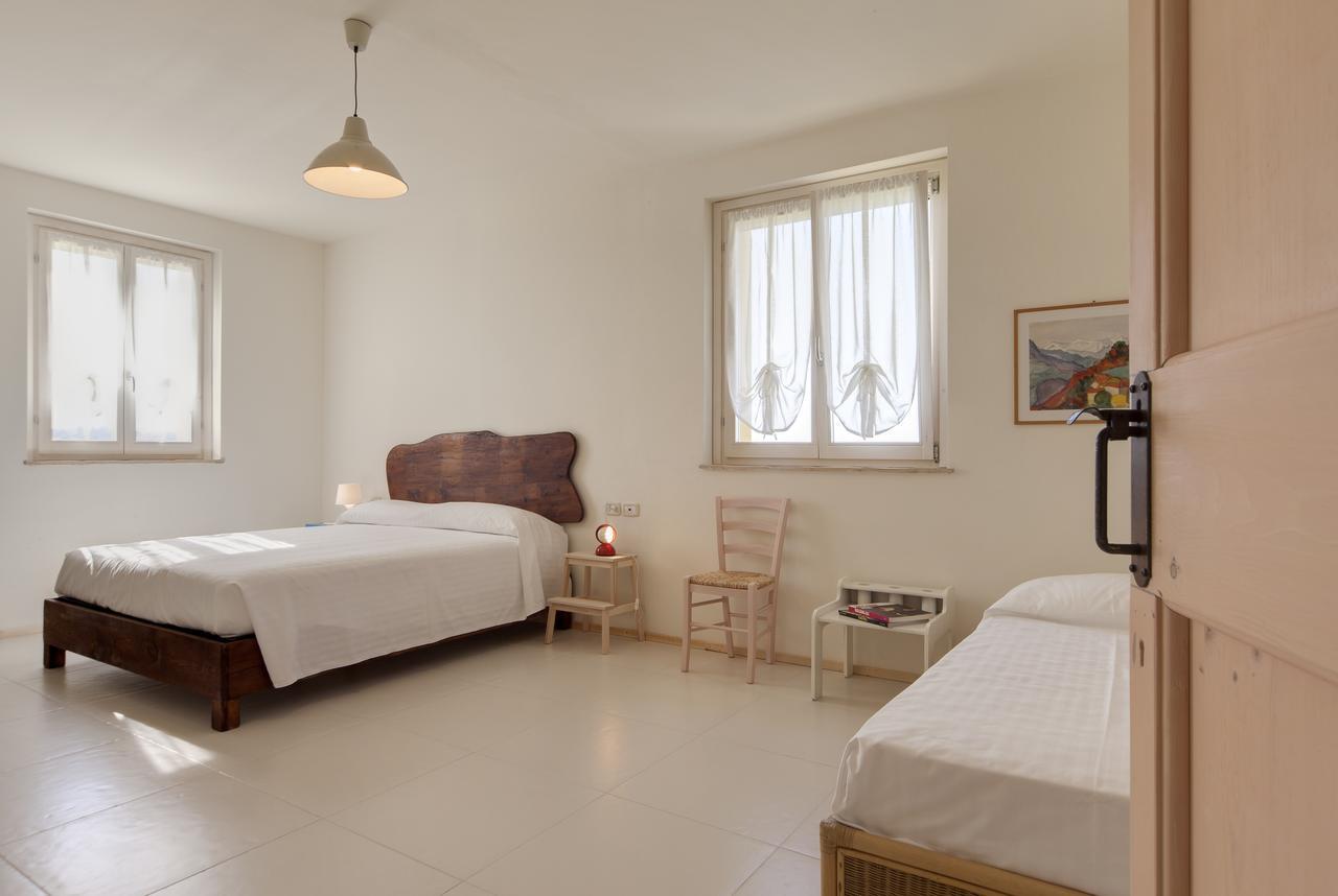 B&B Villa Olesia Ostra ภายนอก รูปภาพ