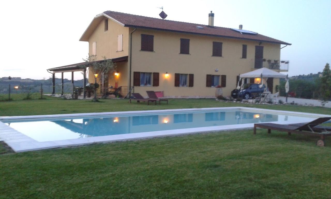 B&B Villa Olesia Ostra ภายนอก รูปภาพ