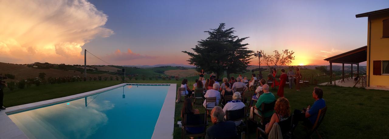 B&B Villa Olesia Ostra ภายนอก รูปภาพ